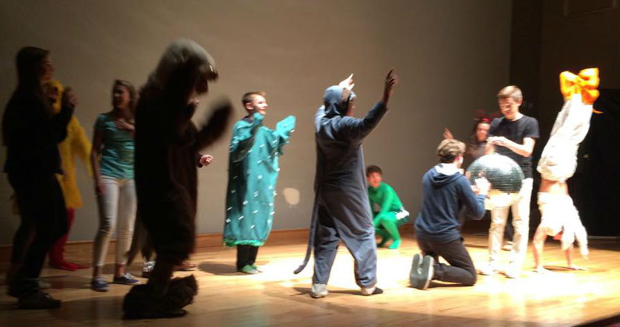 Ms. Pirch’s Drama Classes Perform Plays for Local Elementary School