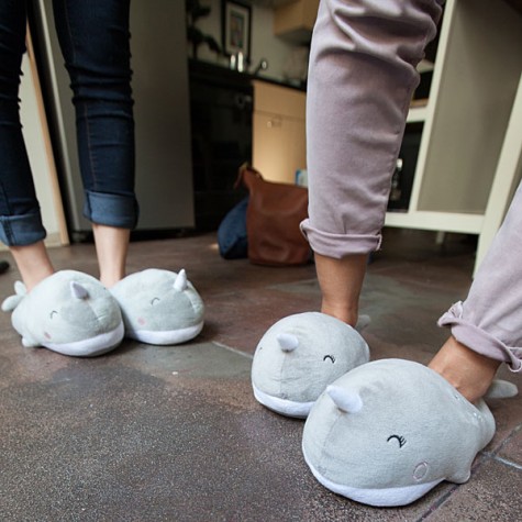 20fe_narwhal_usb_heated_slippers_inuse