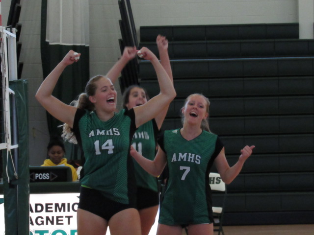Varsity Volleyball Wins Game Against First Baptist