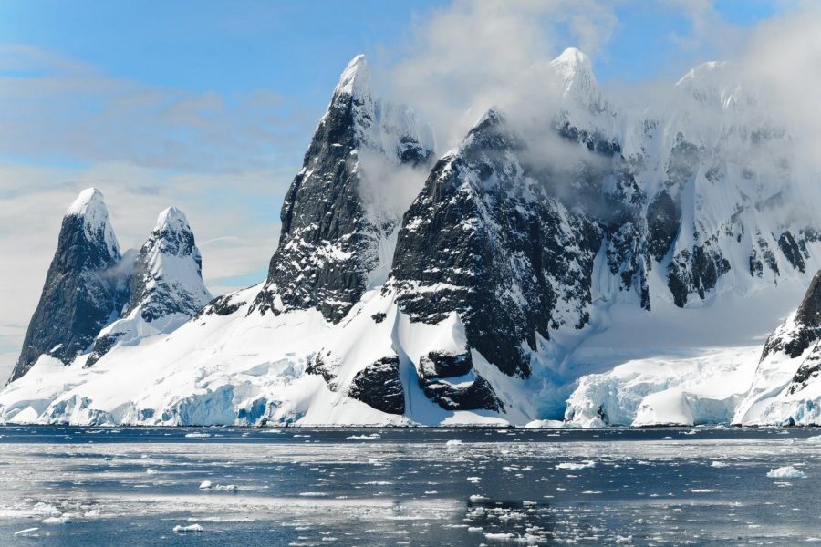 Record Heatwave in Antarctica Causes Climate Change Concerns